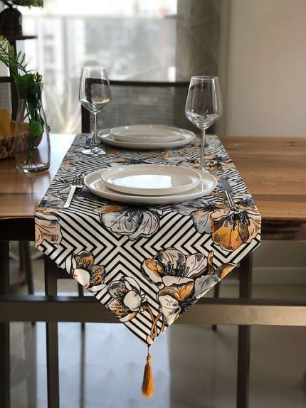 Table Runner Cover