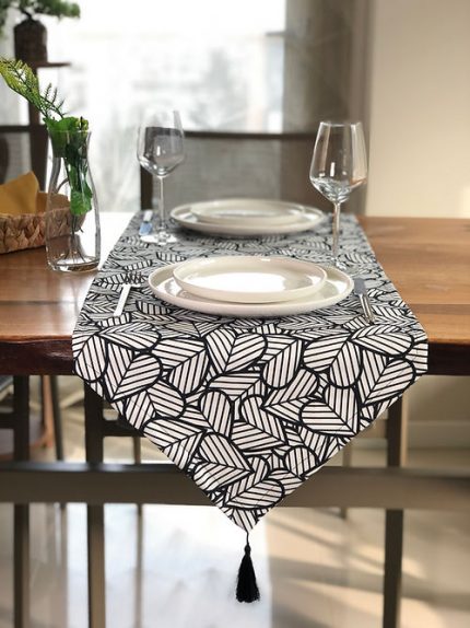 Table Runner Cover